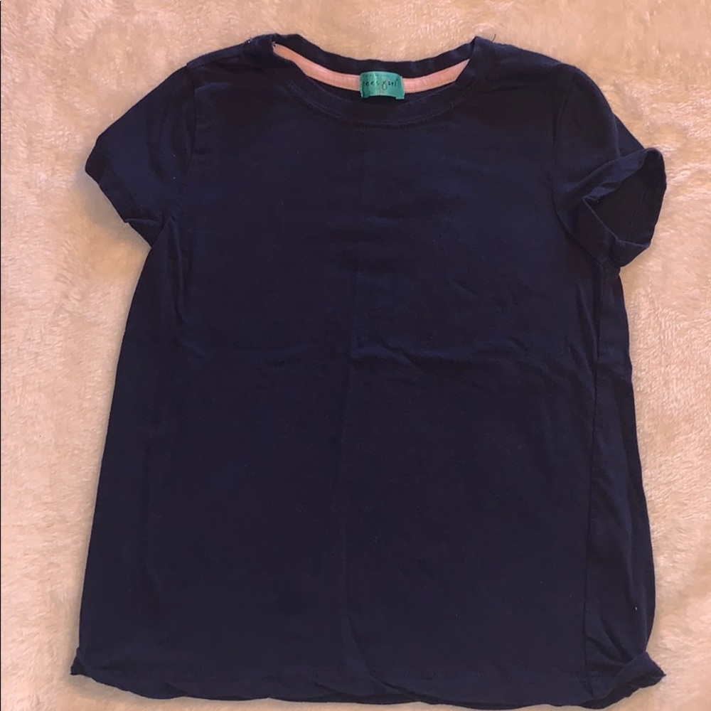Super cute little girls tee.